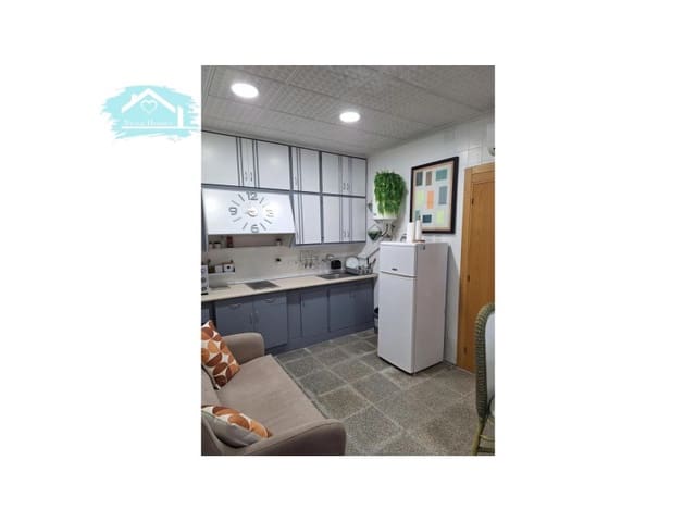 3 makuuhuone Omakotitalo vuokrattavana paikassa La Vall d'Uixó - 850 € (Ref: 9468779)