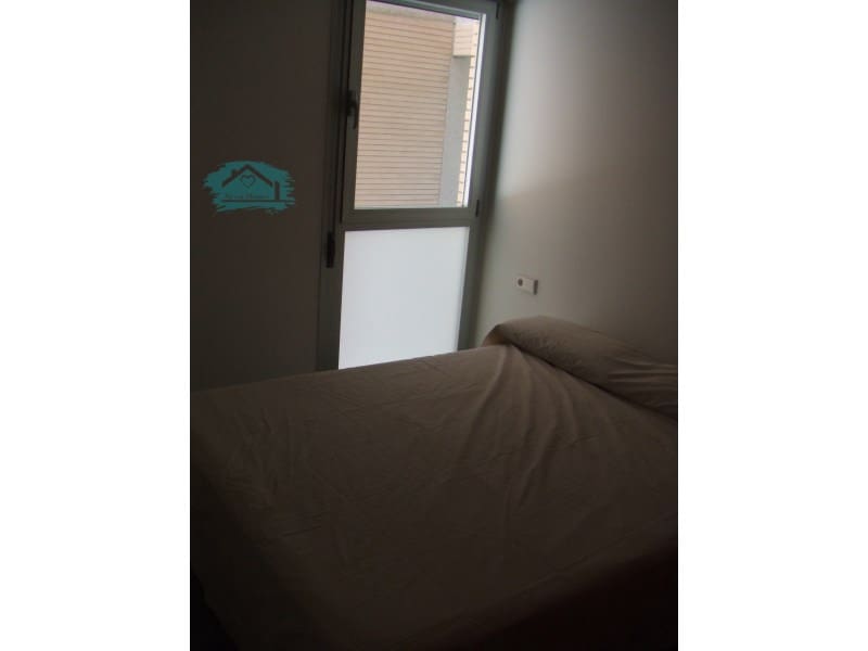 Piso de 2 habitaciones en Oropesa  en alquiler con piscina garaje - 1.300 € (Ref: 9468780)