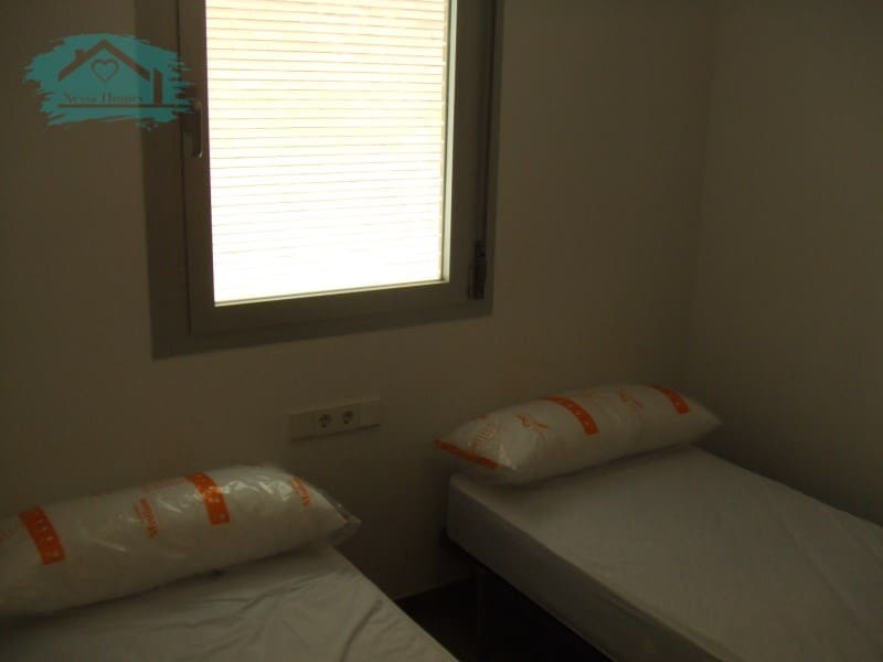 Piso de 2 habitaciones en Oropesa  en alquiler con piscina garaje - 1.300 € (Ref: 9468780)