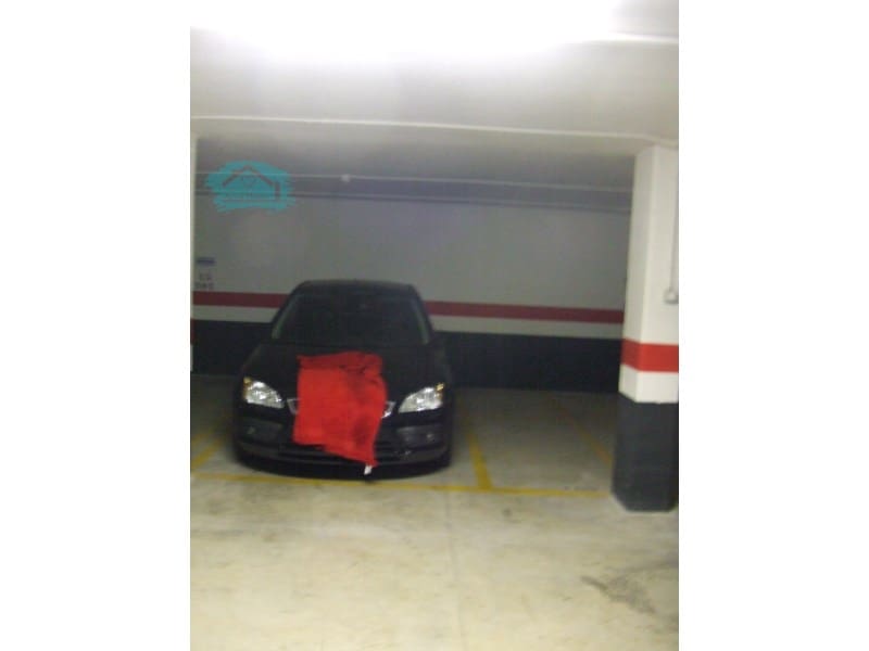 Piso de 2 habitaciones en Oropesa  en alquiler con piscina garaje - 1.300 € (Ref: 9468780)