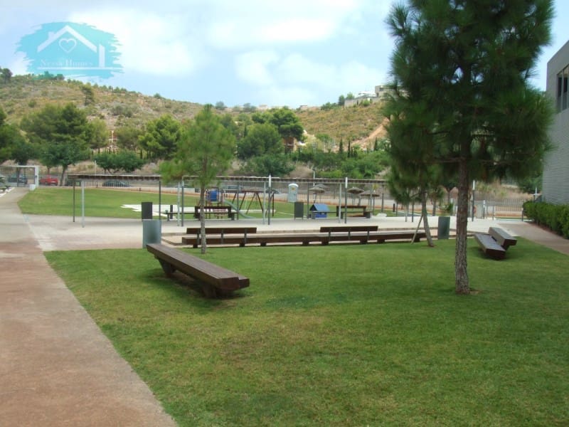 Piso de 2 habitaciones en Oropesa  en alquiler con piscina garaje - 1.300 € (Ref: 9468780)