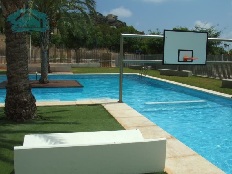 Piso de 2 habitaciones en Oropesa  en alquiler con piscina garaje - 1.300 € (Ref: 9468780)