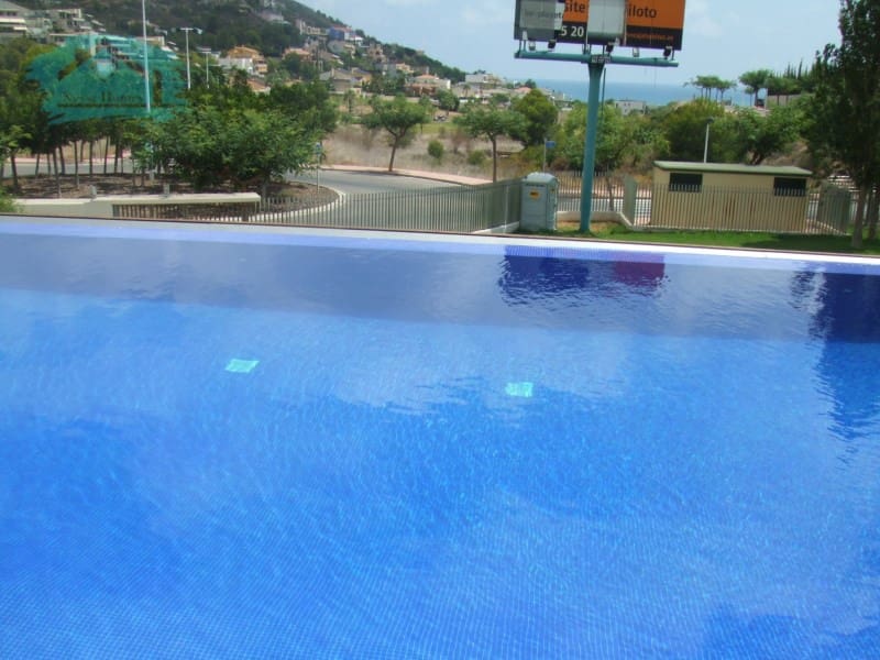 Piso de 2 habitaciones en Oropesa  en alquiler con piscina garaje - 1.300 € (Ref: 9468780)