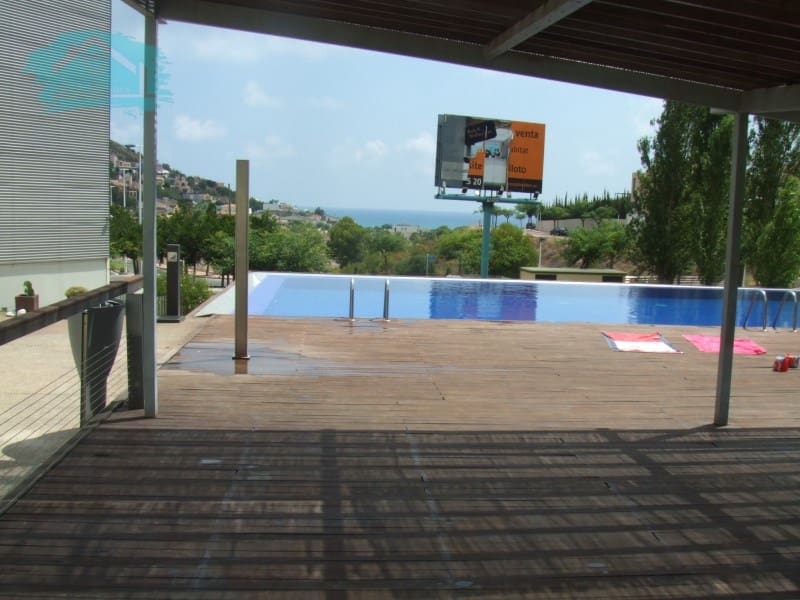 Piso de 2 habitaciones en Oropesa  en alquiler con piscina garaje - 1.300 € (Ref: 9468780)