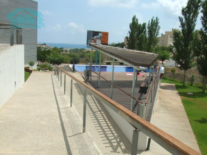 Piso de 2 habitaciones en Oropesa  en alquiler con piscina garaje - 1.300 € (Ref: 9468780)