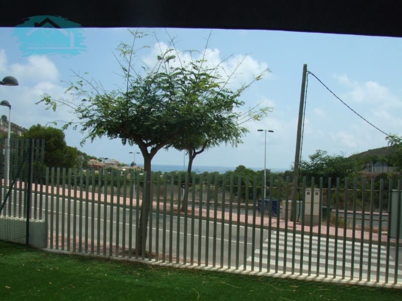 Piso de 2 habitaciones en Oropesa  en alquiler con piscina garaje - 1.300 € (Ref: 9468780)