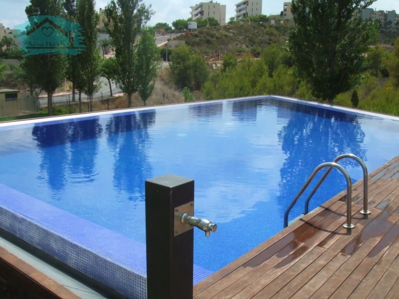 Piso de 2 habitaciones en Oropesa  en alquiler con piscina garaje - 1.300 € (Ref: 9468780)