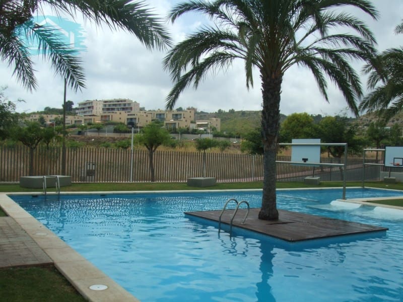 Piso de 2 habitaciones en Oropesa  en alquiler con piscina garaje - 1.300 € (Ref: 9468780)