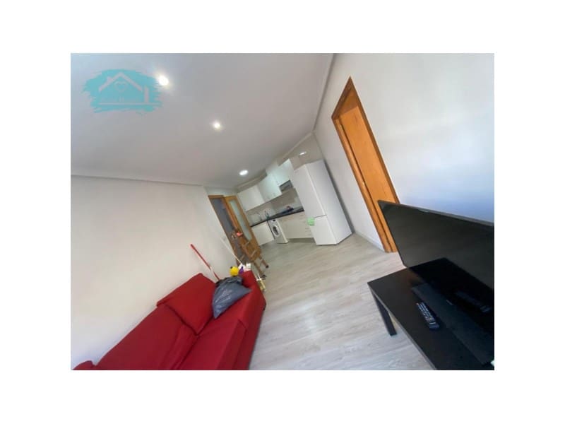 Piso de 1 habitación en Guardamar del Segura en alquiler - 600 € (Ref: 9468781)