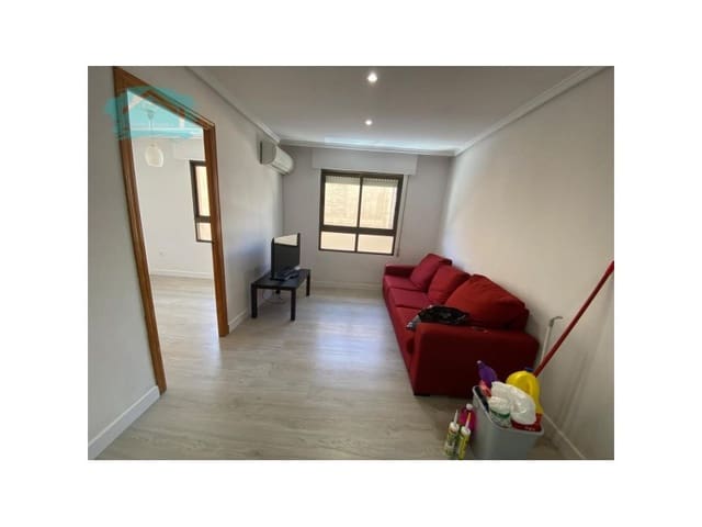 Piso de 1 habitación en Zona Pueblo, Guardamar del Segura en alquiler - 600 € (Ref: 9468781)