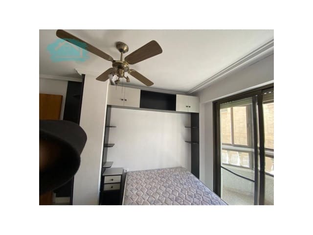 Piso de 1 habitación en Zona Pueblo, Guardamar del Segura en alquiler - 600 € (Ref: 9468781)