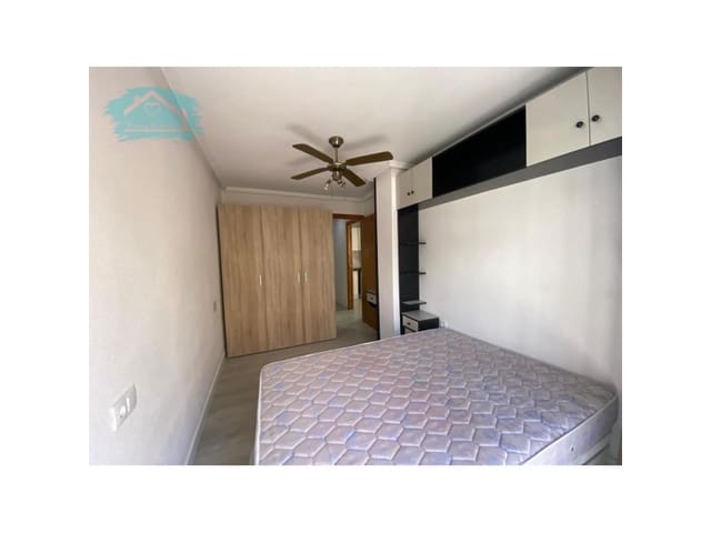 Piso de 1 habitación en Zona Pueblo, Guardamar del Segura en alquiler - 600 € (Ref: 9468781)