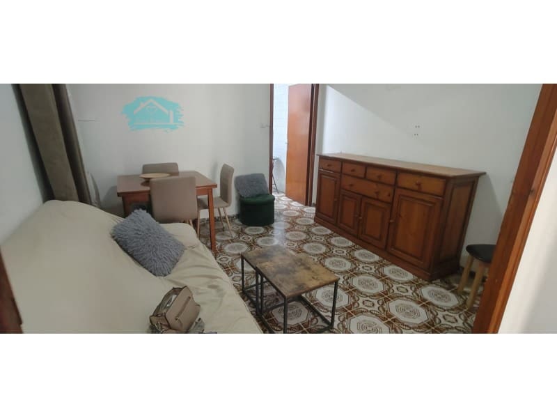 3 soveværelse Lejlighed til leje i Elda - € 650 (Ref: 9481284)