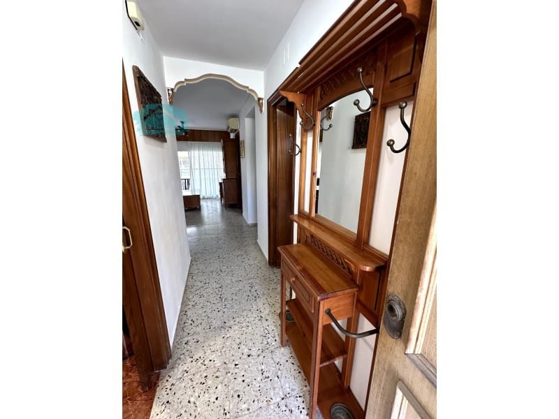Piso de 2 habitaciones en Alicante / Alacant ciudad en alquiler con garaje - 750 € (Ref: 9483566)