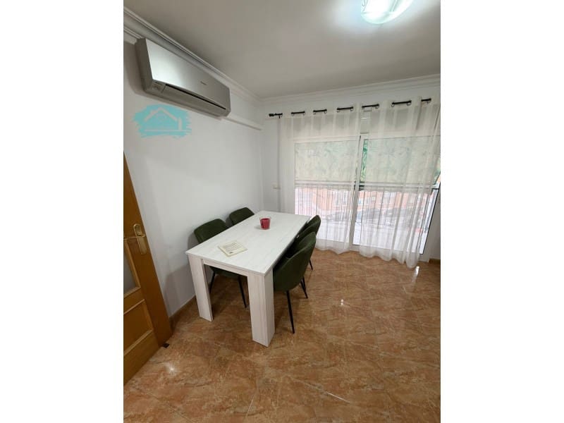 Piso de 2 habitaciones en San Vicente / Sant Vicent del Raspeig en alquiler - 750 € (Ref: 9488472)