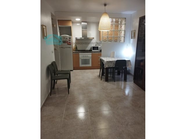 Piso de 1 habitación en Sur, Castelló de la Plana en alquiler - 675 € (Ref: 9495601)