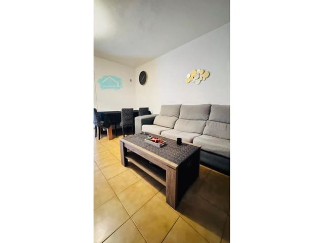 Piso de 3 habitaciones en Norte, Alicante / Alacant ciudad en alquiler - 750 € (Ref: 9502578)