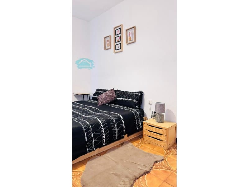 Piso de 3 habitaciones en Alicante / Alacant ciudad en alquiler - 750 € (Ref: 9502578)