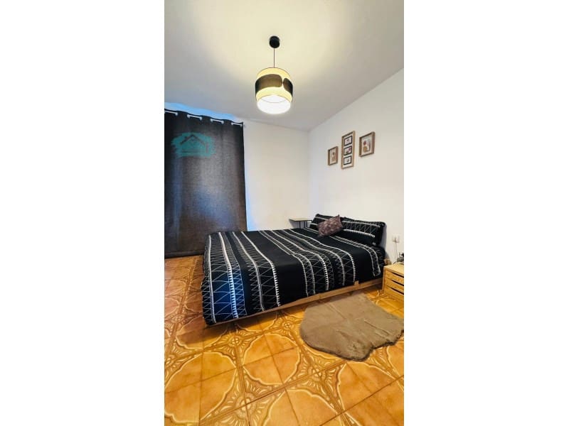 Piso de 3 habitaciones en Alicante / Alacant ciudad en alquiler - 750 € (Ref: 9502578)