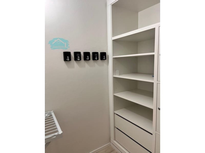 5 bedroom Flat for rent in Alicante / Alacant city - € 390 (Ref: 9502581)