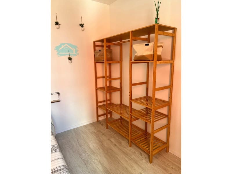 5 bedroom Flat for rent in Alicante / Alacant city - € 390 (Ref: 9502581)