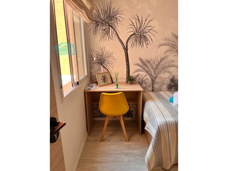 5 bedroom Flat for rent in Alicante / Alacant city - € 390 (Ref: 9502581)