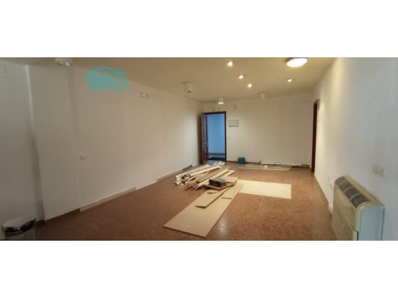 Commercial for rent in La Vall d'Uixo - € 780 (Ref: 9510362)