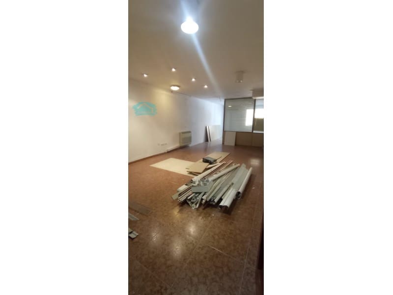 Commercial for rent in La Vall d'Uixo - € 780 (Ref: 9510362)