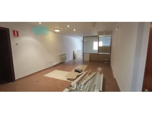 Erhverv til leje i La Vall d'Uixó - € 780 (Ref: 9510362)