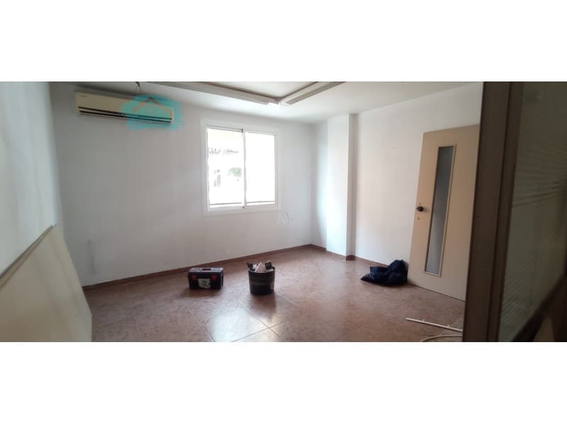 Kantoor te koop in La Vall d'Uixo - € 64.000 (Ref: 9543467)