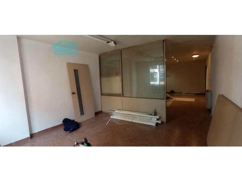 Kantoor te koop in La Vall d'Uixo - € 64.000 (Ref: 9543467)