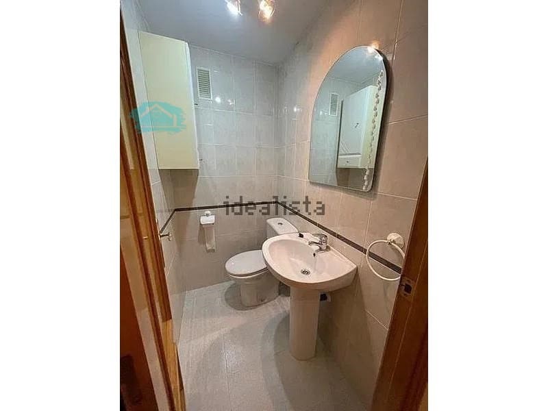 Piso de 2 habitaciones en Alicante / Alacant ciudad en alquiler con garaje - 950 € (Ref: 9547926)