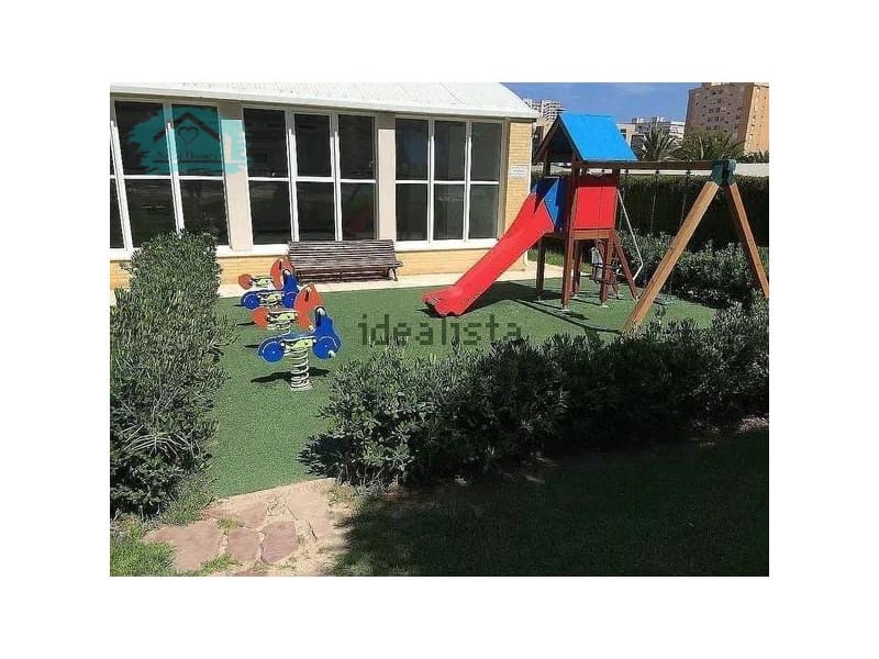 Piso de 2 habitaciones en Alicante / Alacant ciudad en alquiler con garaje - 950 € (Ref: 9547926)