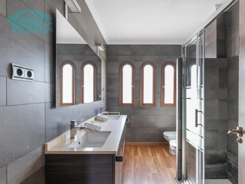 3 bedroom Bungalow for rent in Playa de Muchavista with pool - € 3,000 (Ref: 9551869)