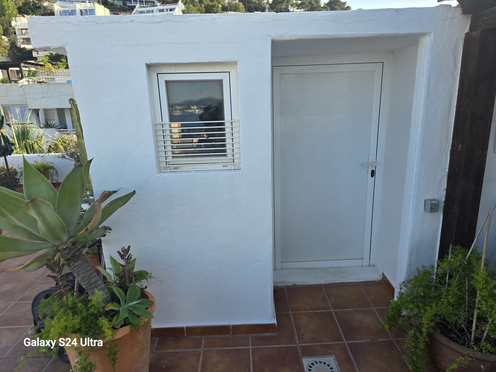 4 makuuhuone Ranta-asunto myytävänä paikassa Santa Eulalia / Santa Eularia mukana uima-altaan 
autotalli - 765 000 € (Ref: 9426618)