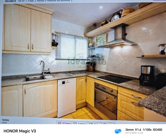 4 soveværelse Strandlejlighed til salg i Santa Eulalia / Santa Eularia med swimmingpool garage - € 765.000 (Ref: 9426618)