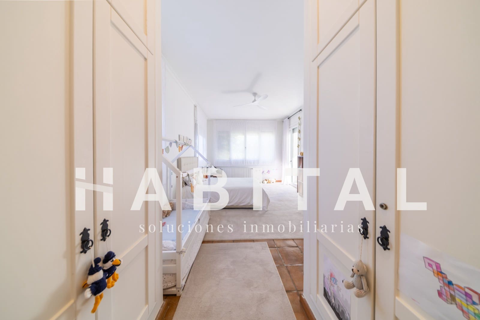 Casa de 5 habitaciones en Sotogrande en venta con piscina - 1.700.000 € (Ref: 9445536)