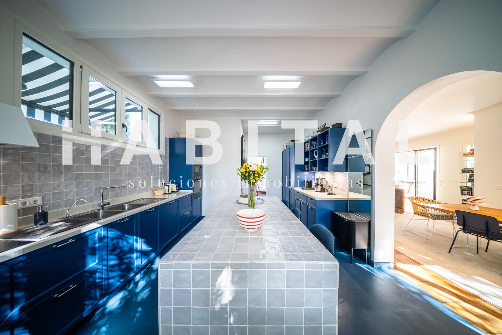 Casa de 5 habitaciones en Sotogrande en venta con piscina - 1.700.000 € (Ref: 9445536)