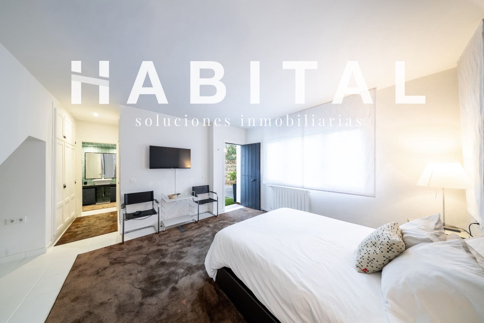 Casa de 5 habitaciones en Sotogrande en venta con piscina - 1.700.000 € (Ref: 9445536)