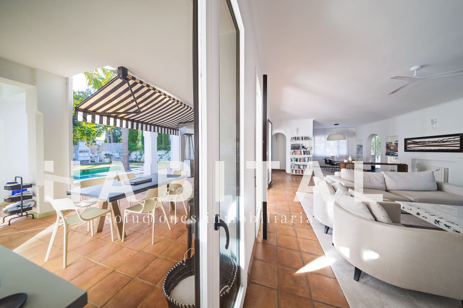 Casa de 5 habitaciones en Sotogrande en venta con piscina - 1.700.000 € (Ref: 9445536)