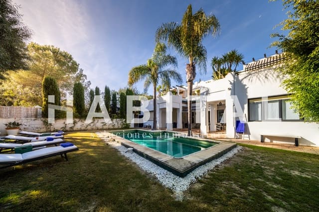 Casa de 5 habitaciones en Sotogrande Alto, San Roque en venta con piscina - 1.700.000 € (Ref: 9445536)