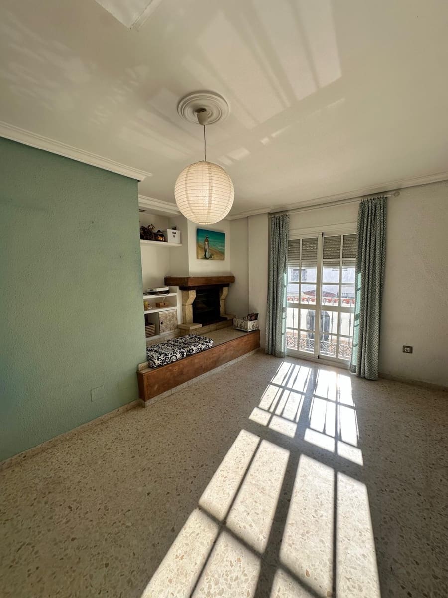 3 soverom Rekkehus til salgs i Algeciras med garasje - € 230 000 (Ref: 9447242)