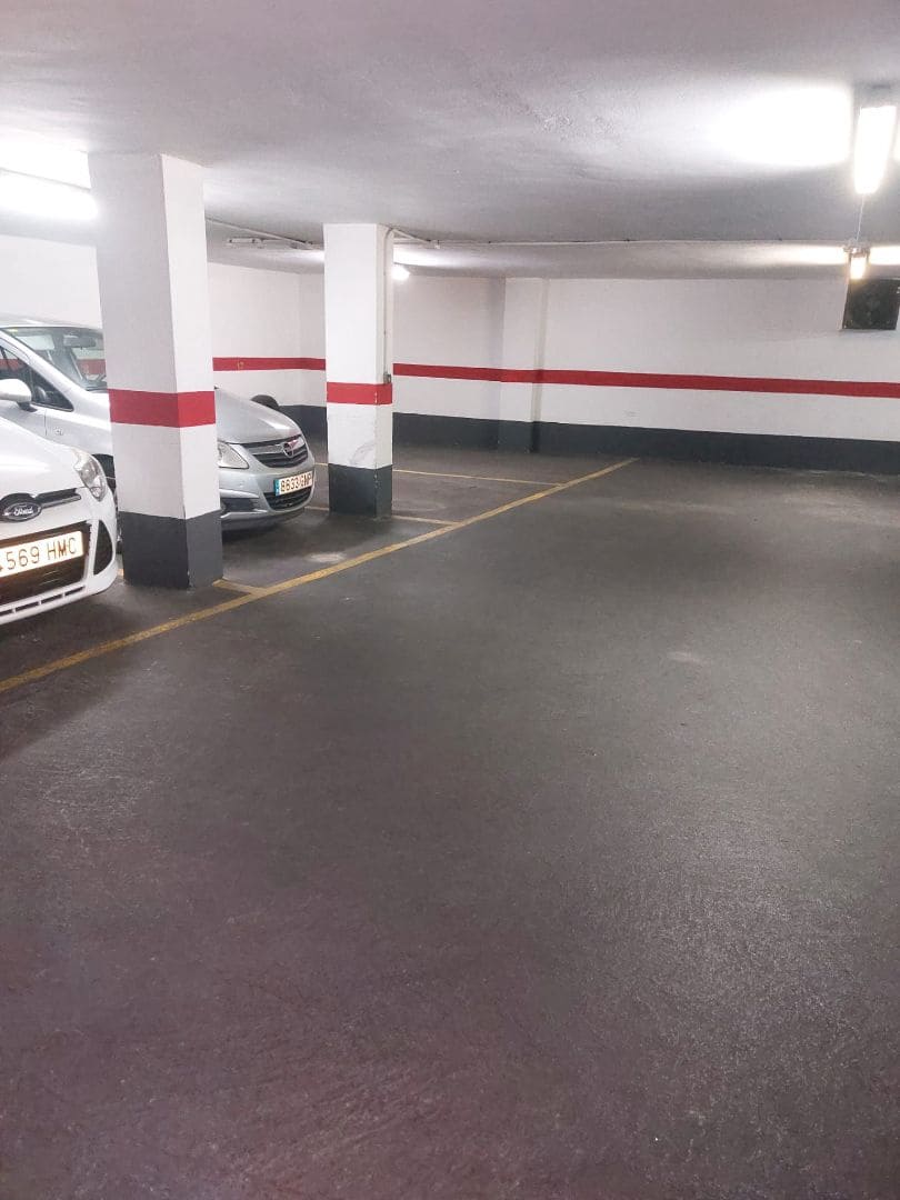 Garage for sale in Valencia city - € 27,000 (Ref: 9438005)