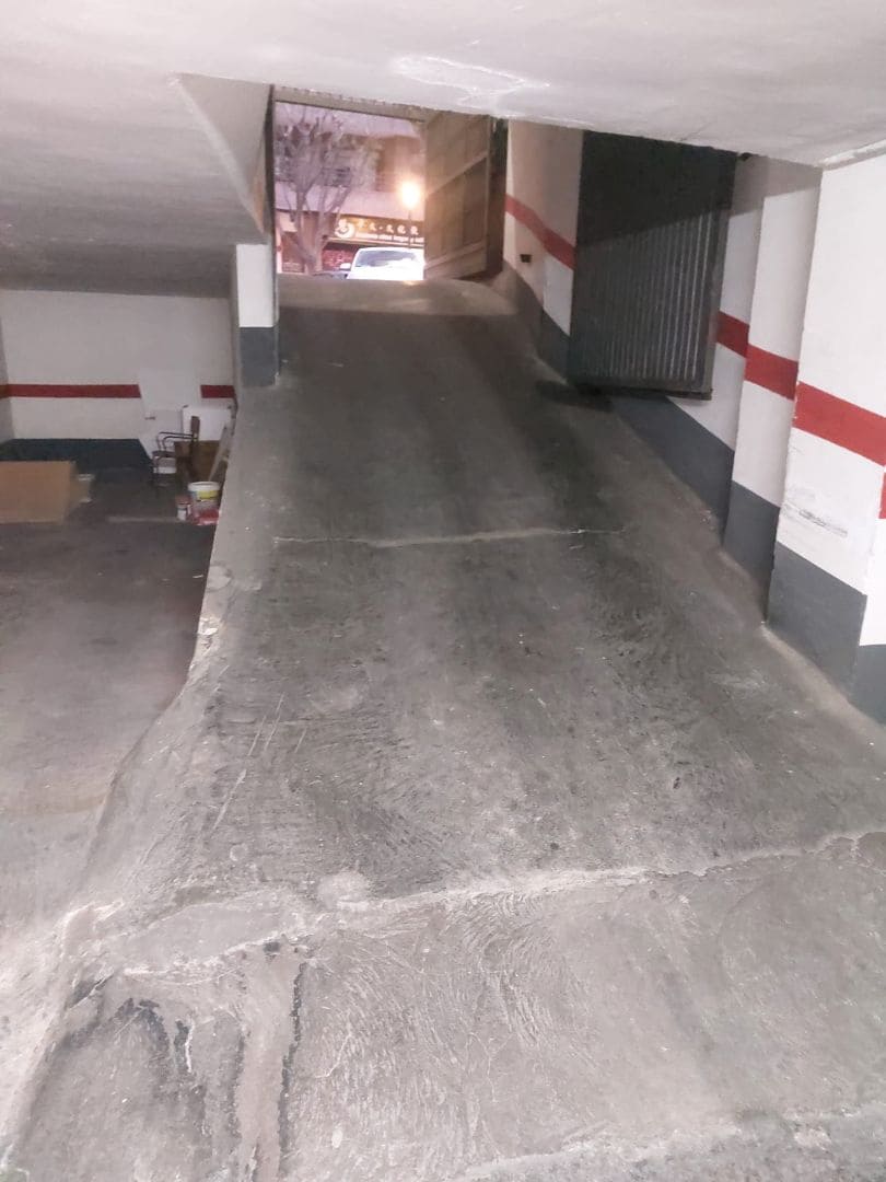 Garage for sale in Valencia city - € 27,000 (Ref: 9438005)