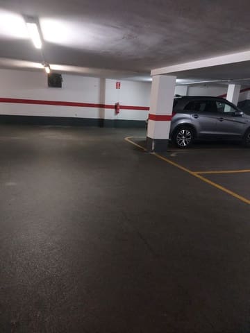 Garage for sale in Arrancapins, Valencia city - € 25,000 (Ref: 9438007)