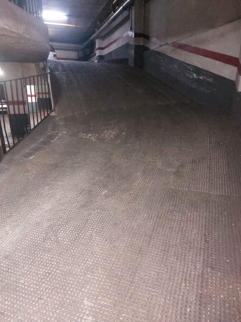 Garaje en València ciudad en venta - 27.000 € (Ref: 9438009)