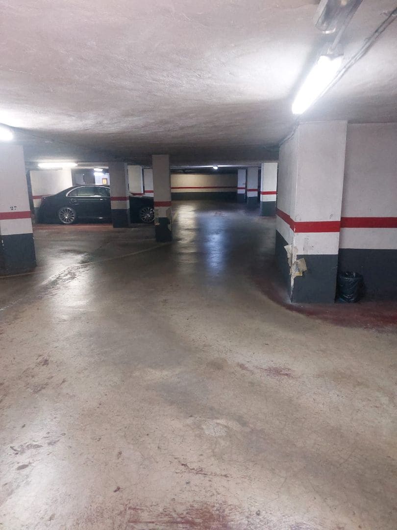 Garaje en València ciudad en venta - 27.000 € (Ref: 9438009)