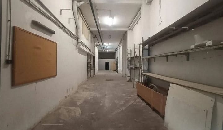 Local Comercial en València ciudad en venta - 245.000 € (Ref: 9438010)