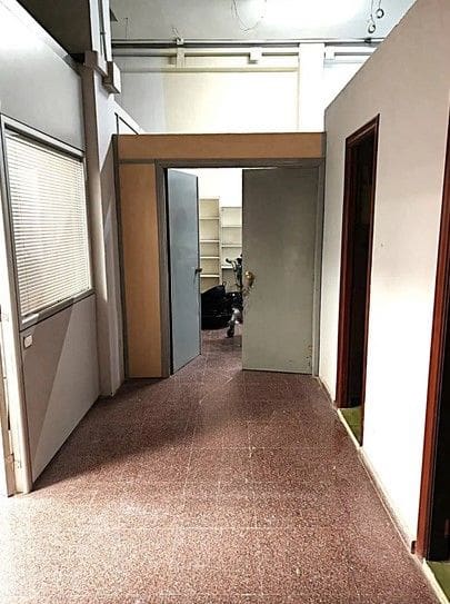 Local Comercial en València ciudad en venta - 245.000 € (Ref: 9438010)