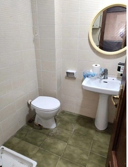 Local Comercial en València ciudad en venta - 245.000 € (Ref: 9438010)